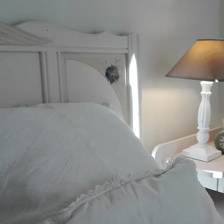 L'ile Aux Mimosas Bed & Breakfast *