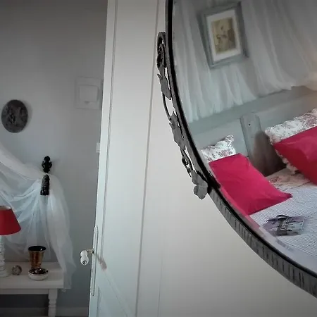 L'ile Aux Mimosas Bed & Breakfast *