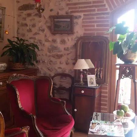 L'ile Aux Mimosas Tautavel